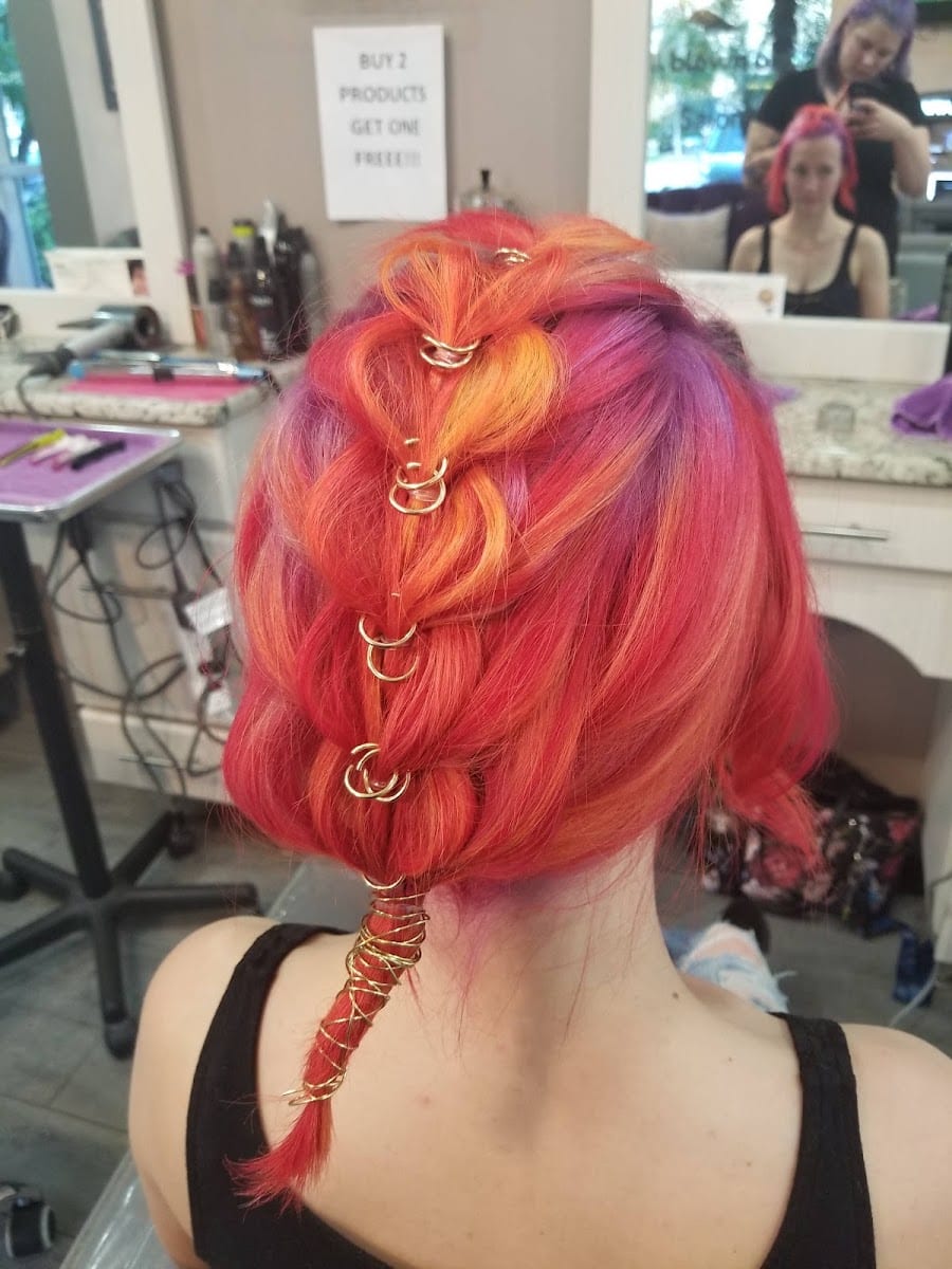 Michelly Araujo Hair Stylist