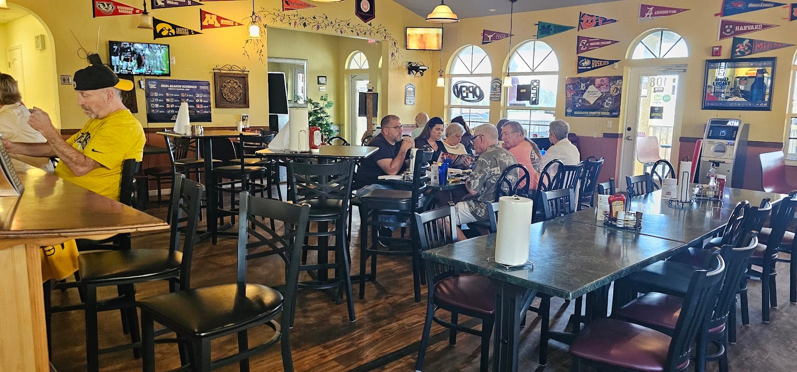 Vic's Primo Pizza and Restaurant, photo 3
