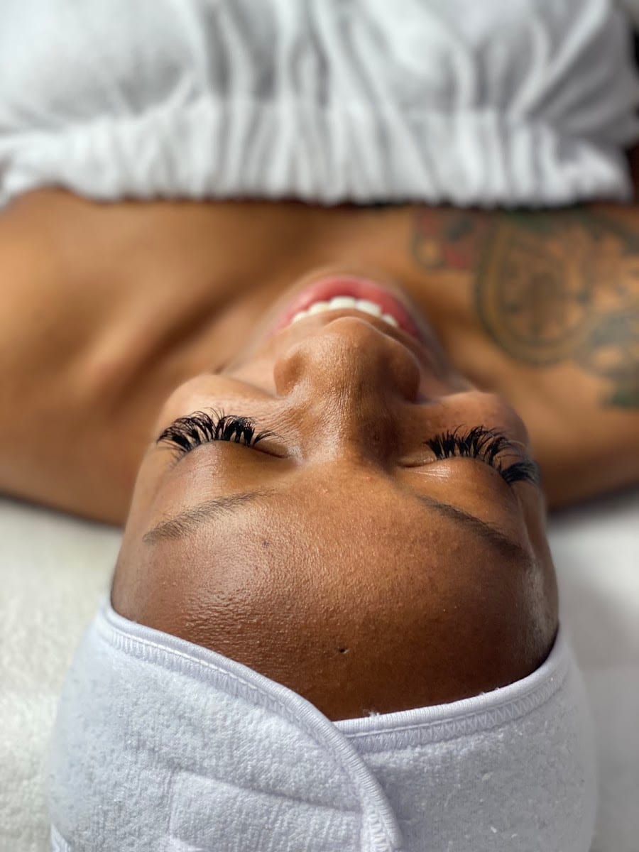 Tr Beauty Lounge Salon Suites - Tampa