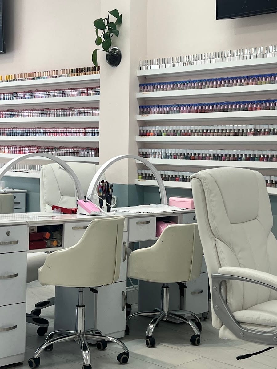 BL Nails Spa (15% OFF New Customers)