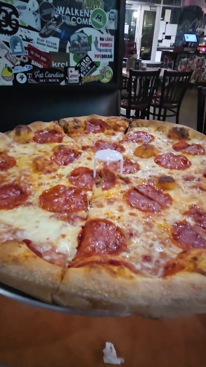 Este Pizza SugarHouse, photo 3