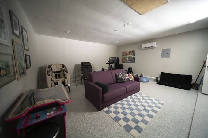 Amenities Galore - Heated Pool, Hot Tub, Cold Plunge, Grill, Gym, Peloton Bike, Massage Chair, Games, photo 3