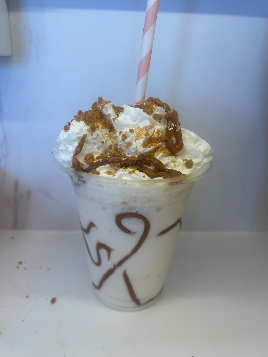 Lucy’s patisserie, photo 2