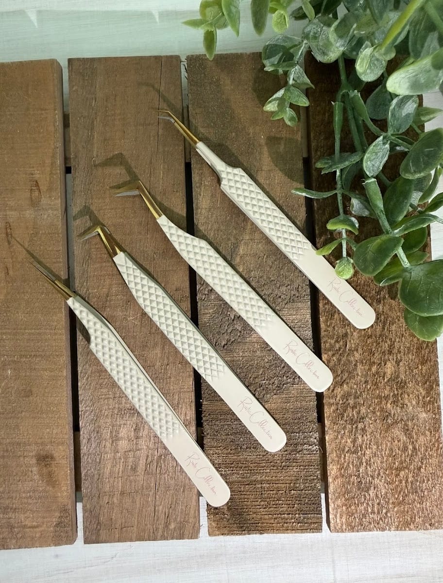 Rustic Lash Studio & Supplies