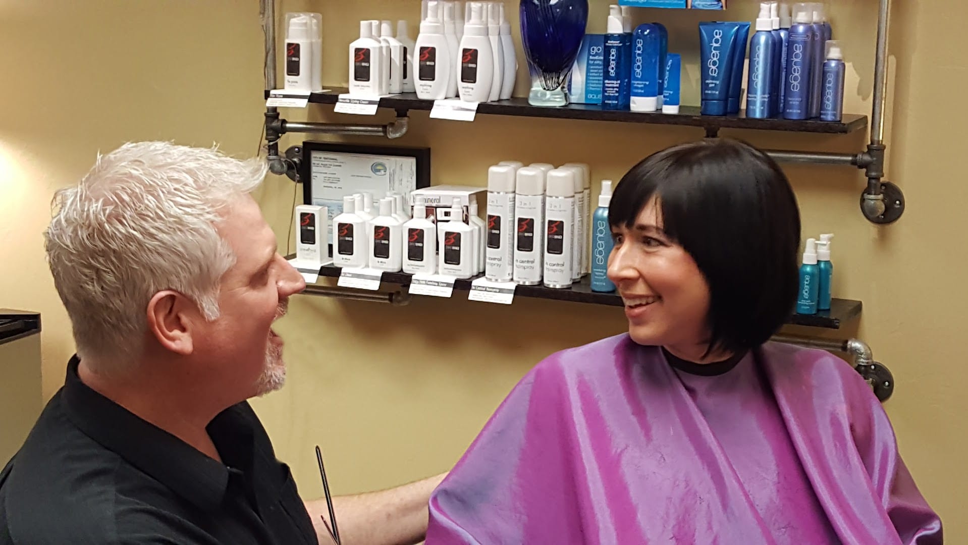 B. Christopher Hair Studio, photo 2