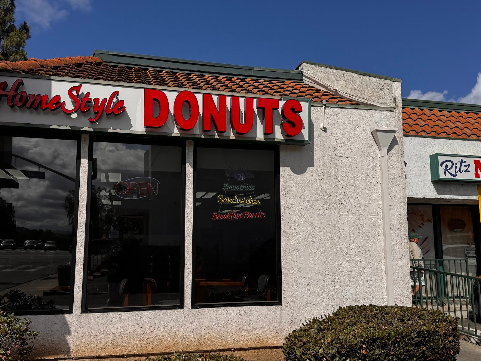 Homestyle Donuts & Deli