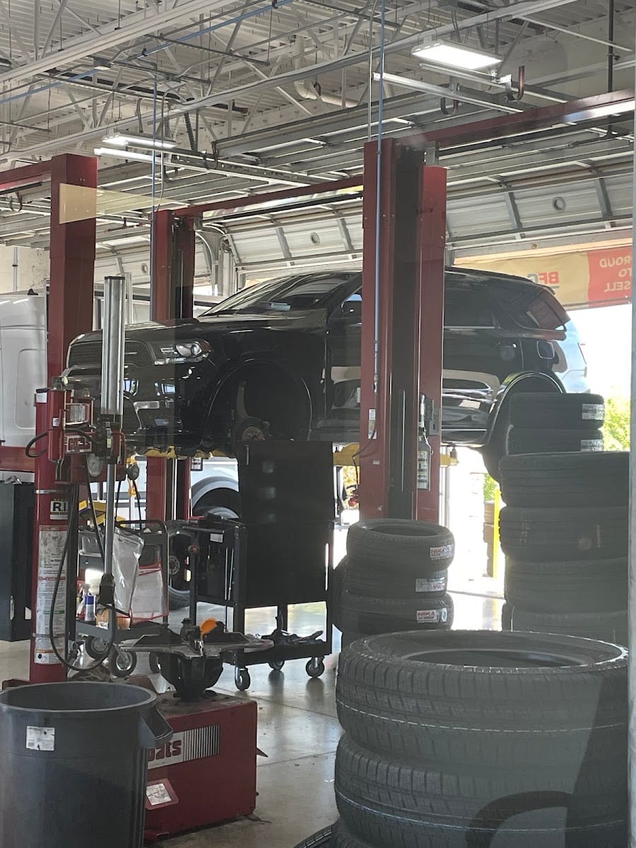 Tire Kingdom, photo 3
