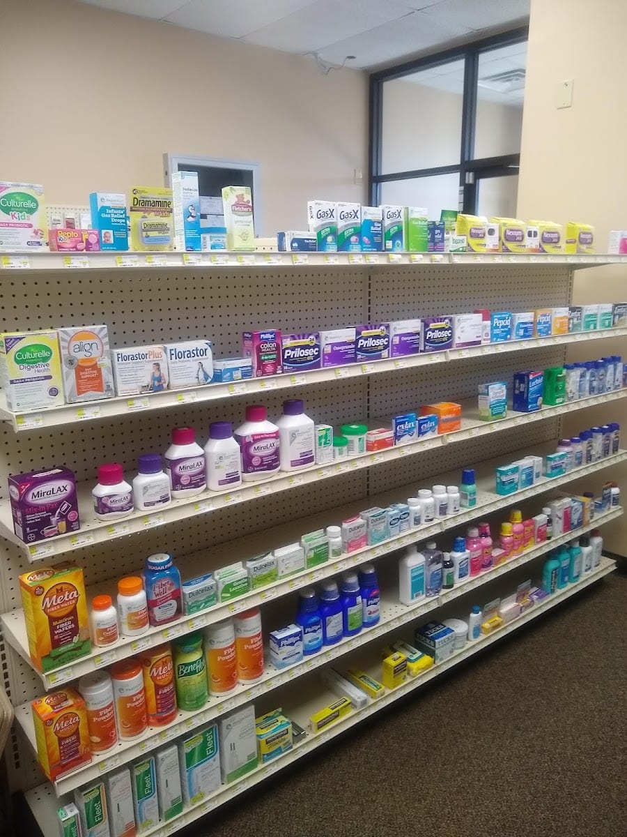 OAKS PHARMACY, photo 3