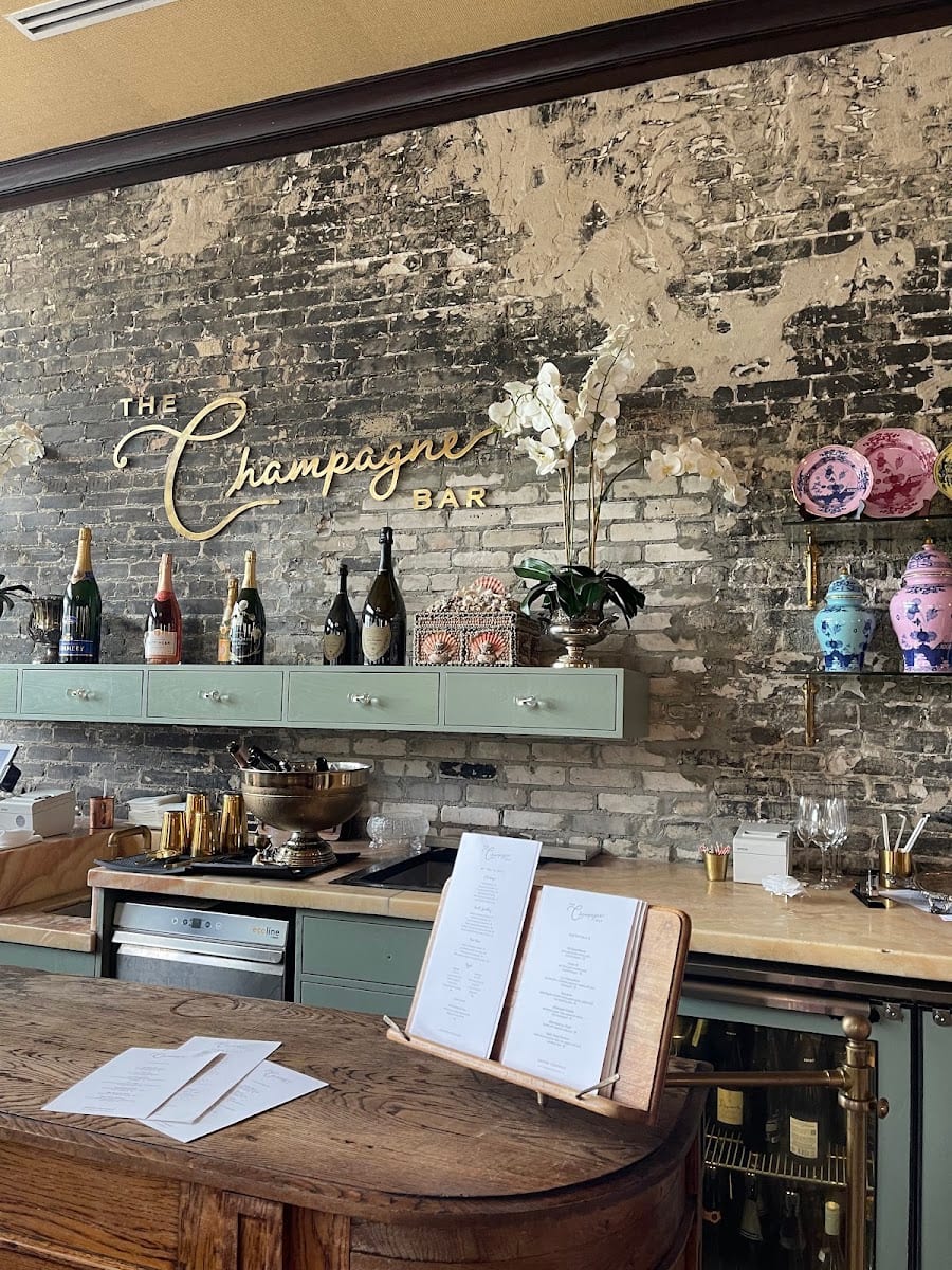 The Champagne Bar, photo 2