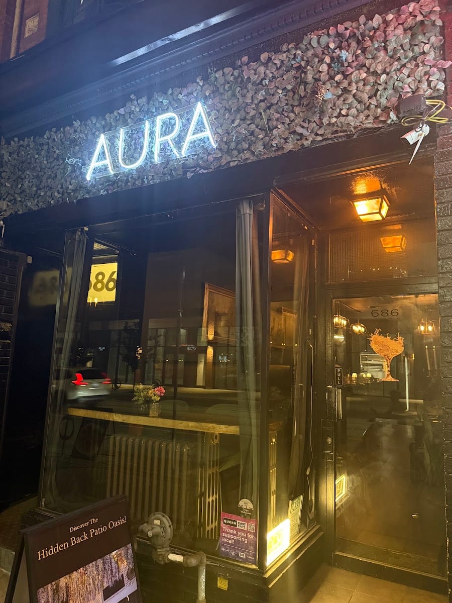 Aura - Cocktail Bar & Cafe