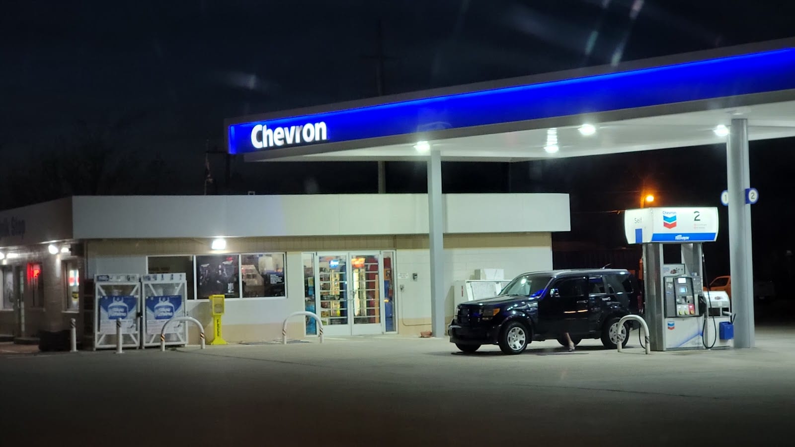 CHEVRON