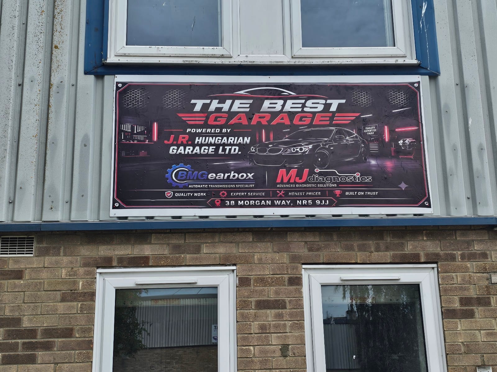 (Mobile Mechanic) J.R. Hungarian Garage