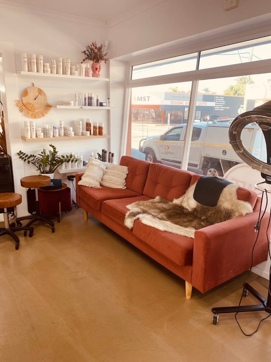 Lush Beauty Bar