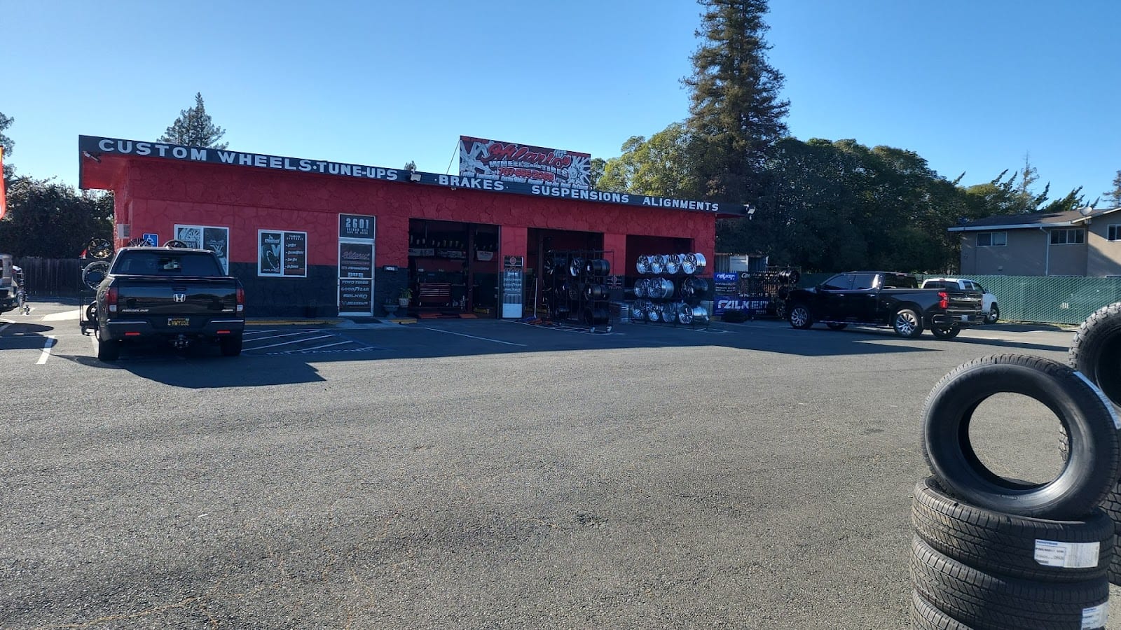 Hilarios Wheels & Tires