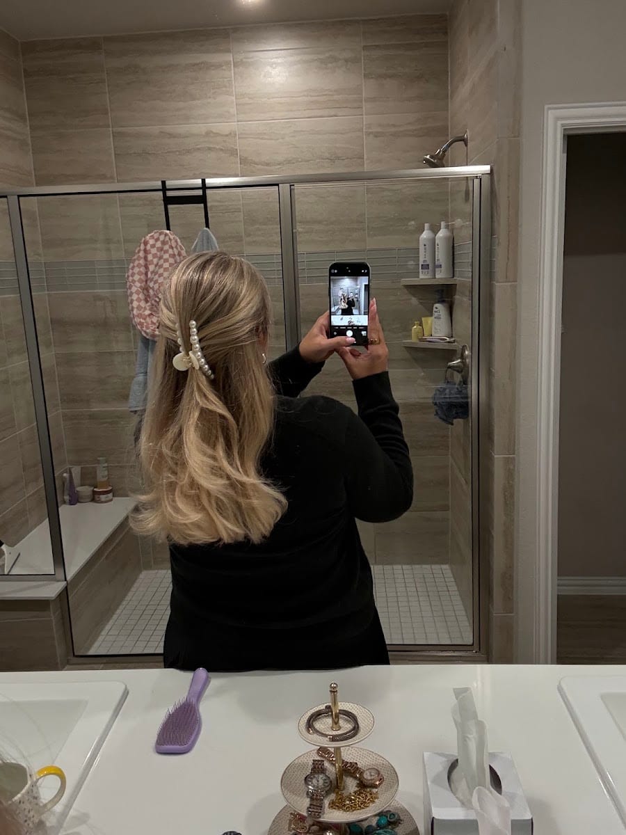 Rumoured Salon, photo 3