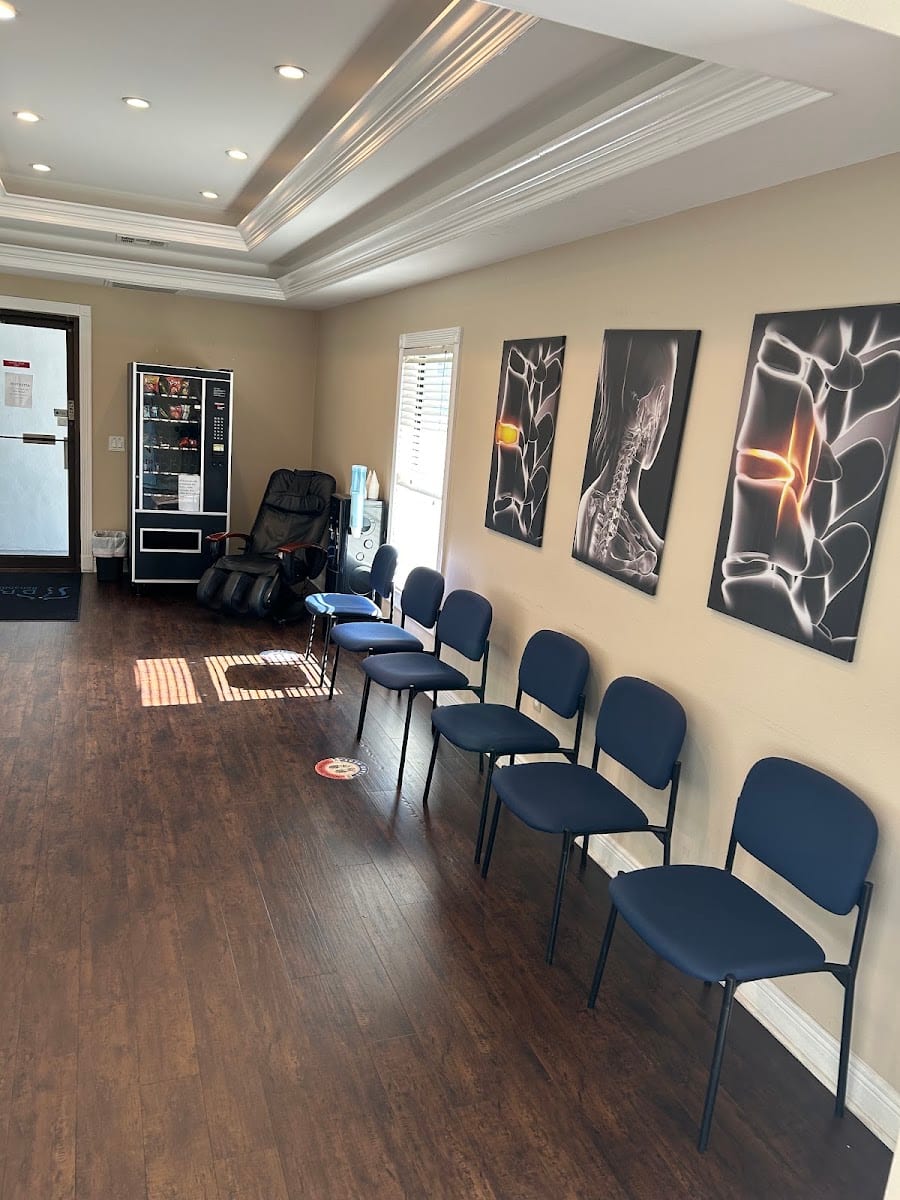 Bretz Chiropractic Clinic, photo 4