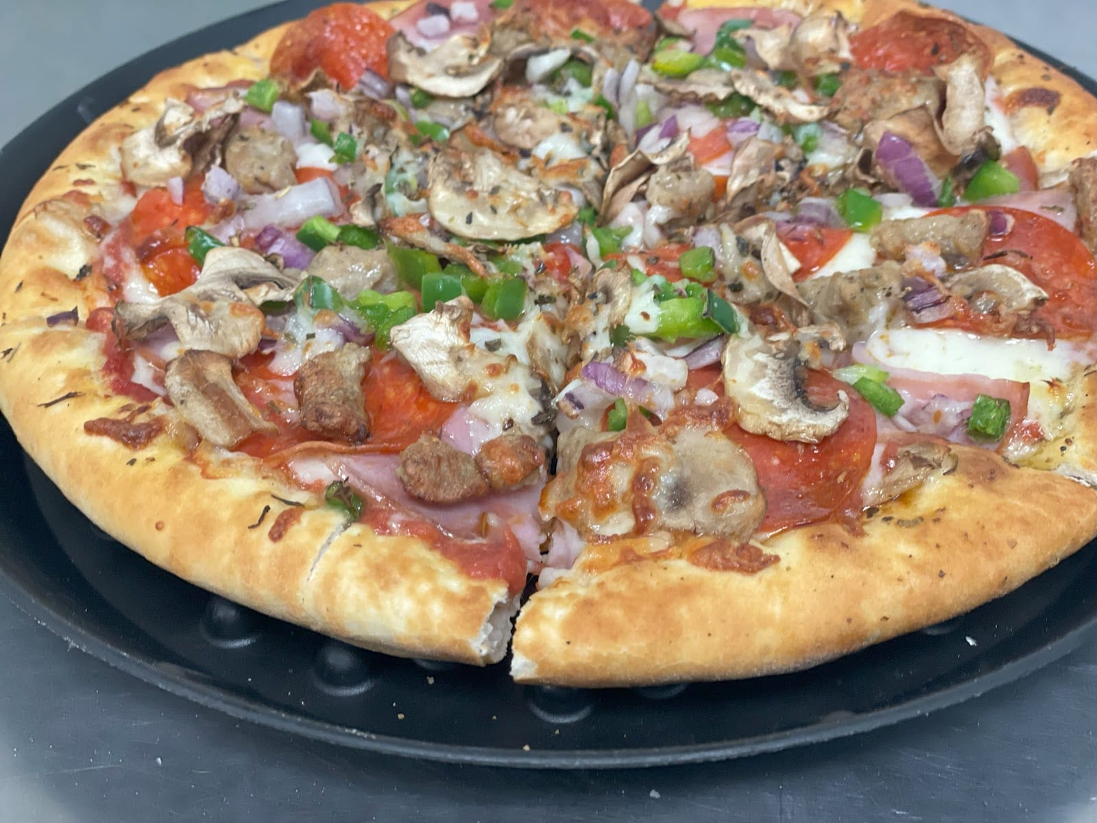 DoubleDave's Pizzaworks, photo 4