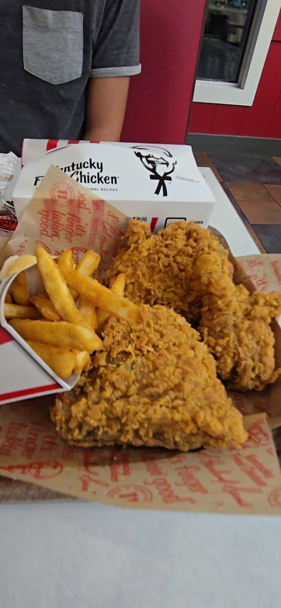 A&W Restaurant, photo 3