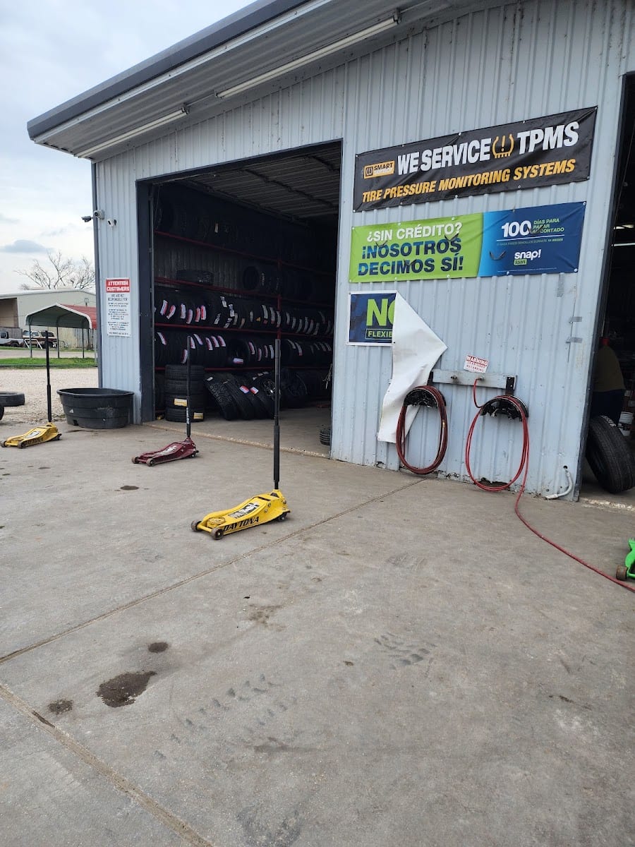 Lozano & Sons Tire Repair