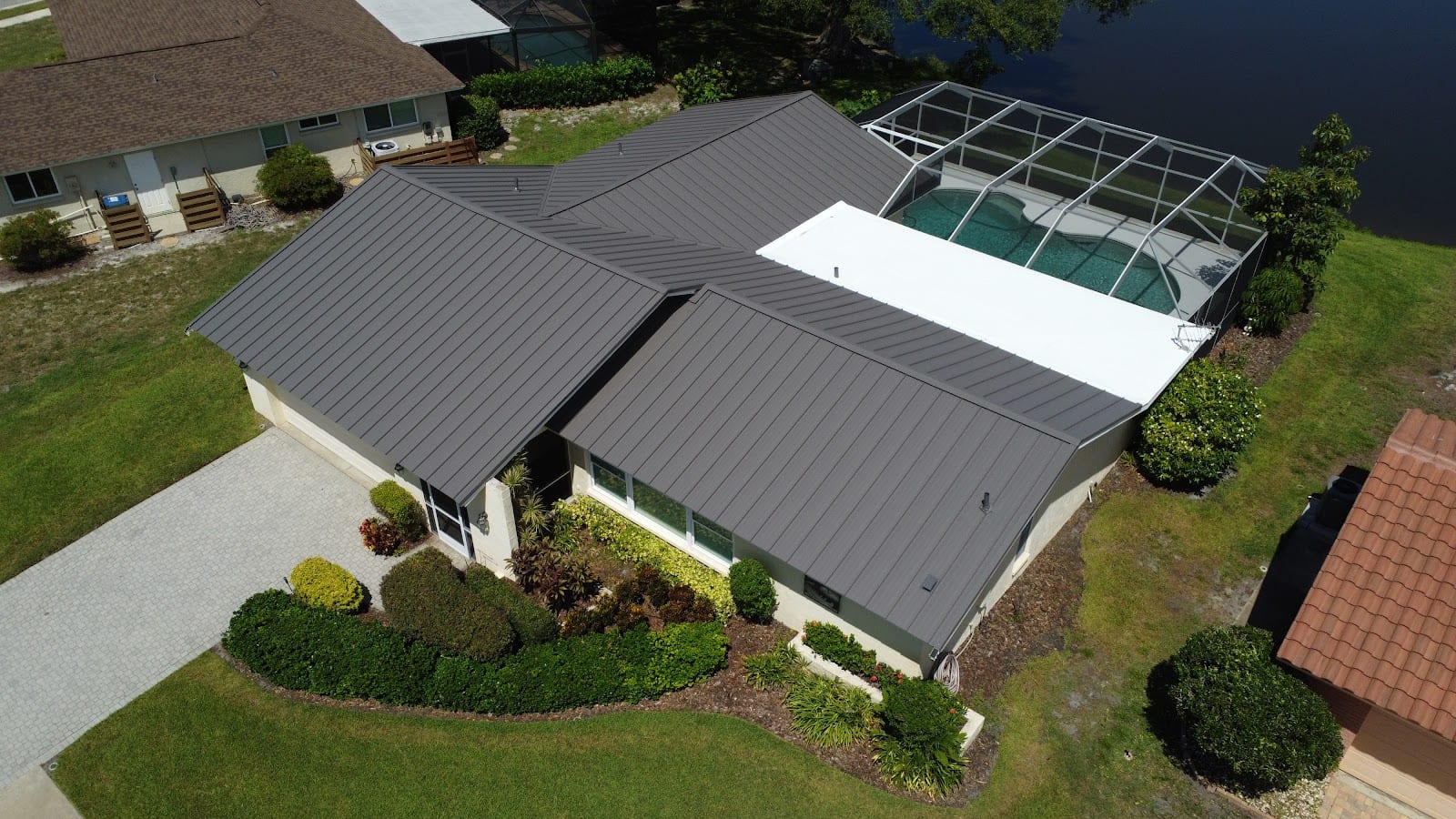 Suncoast Roofing & Exteriors, photo 2
