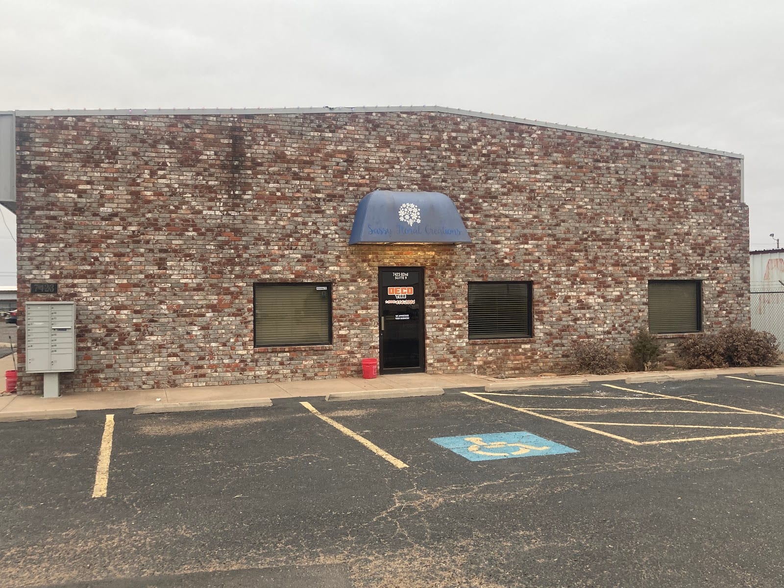 Deco Tire Inc