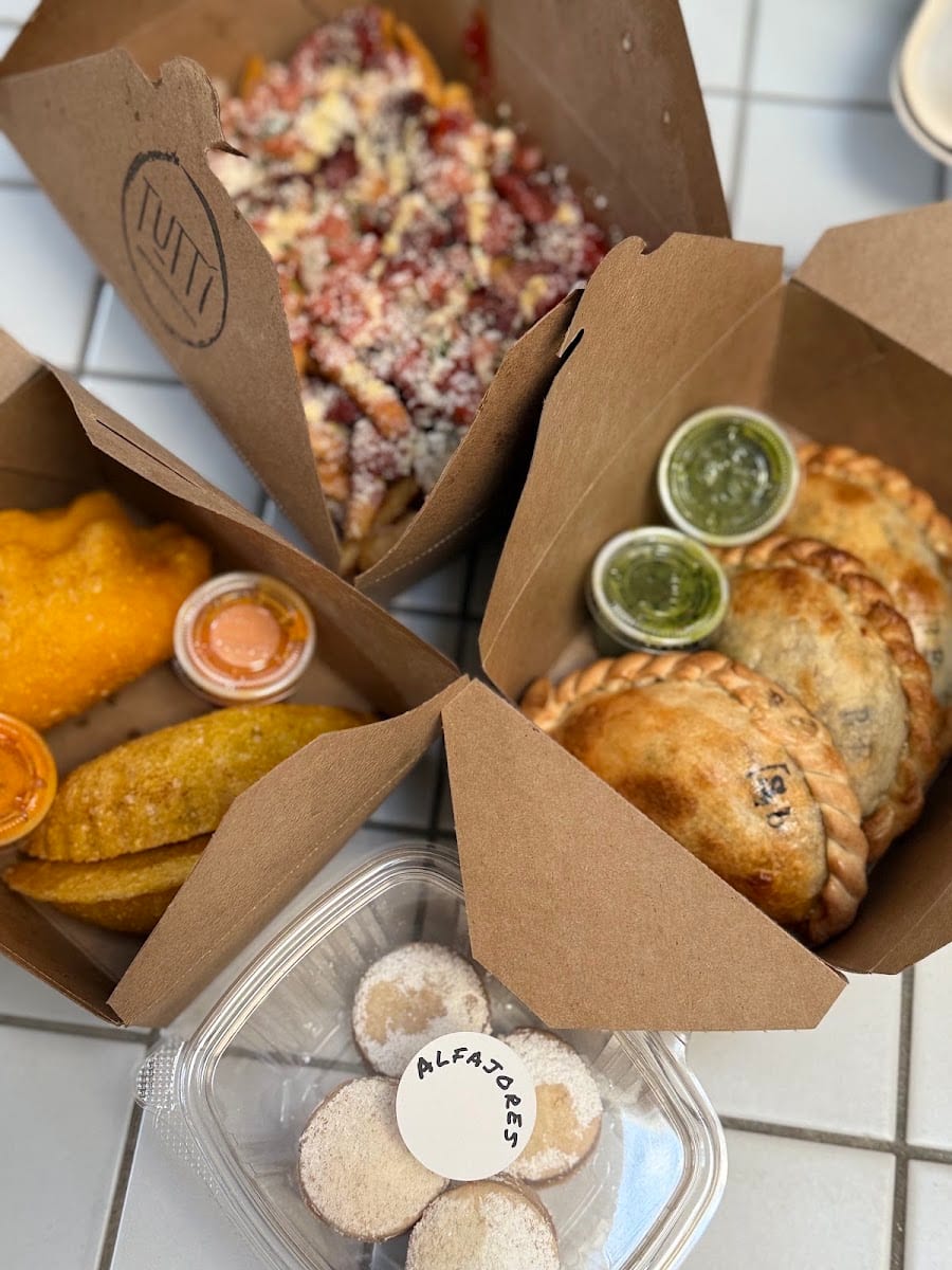Tutti Empanadas and More | Food Truck
