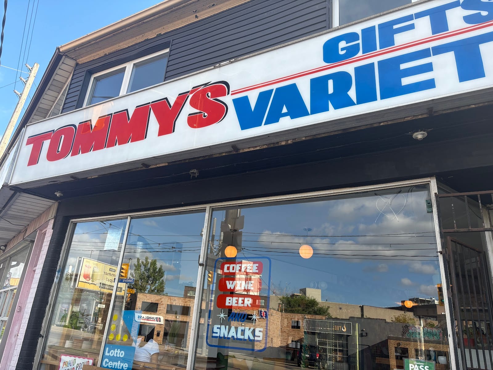 Tommy's Wine Bar, photo 4