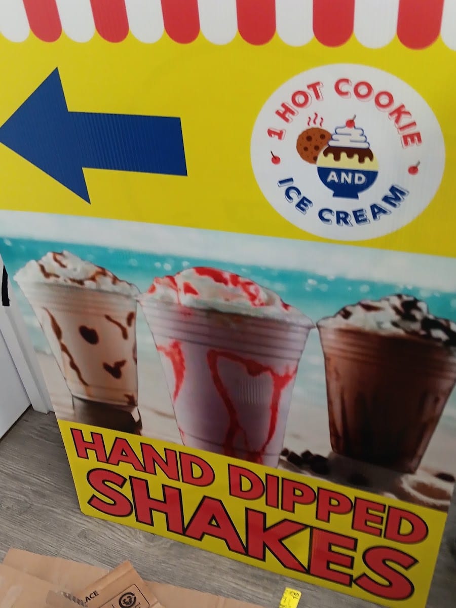Hershey's Ice Cream Osprey, photo 3