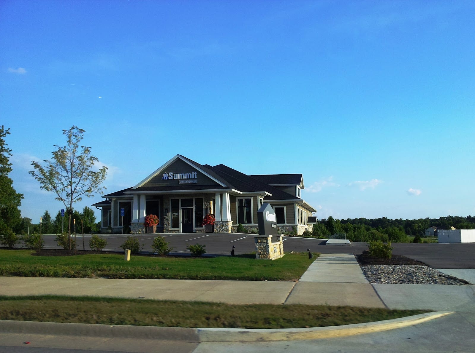 Summit Dental Group - Southwest Fort Wayne, photo 3