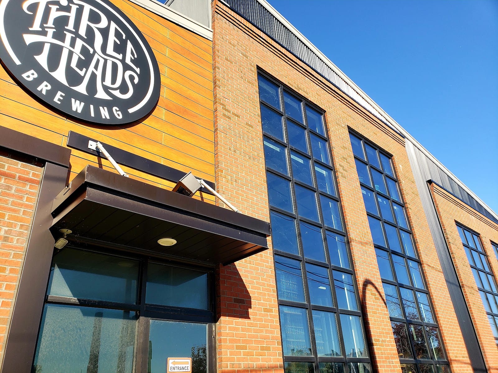 Three Heads Brewing, photo 4