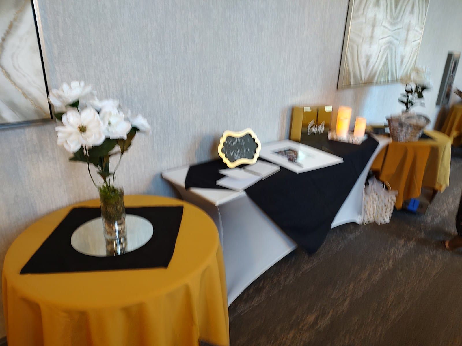 Holiday Inn Banquet Hall, photo 2