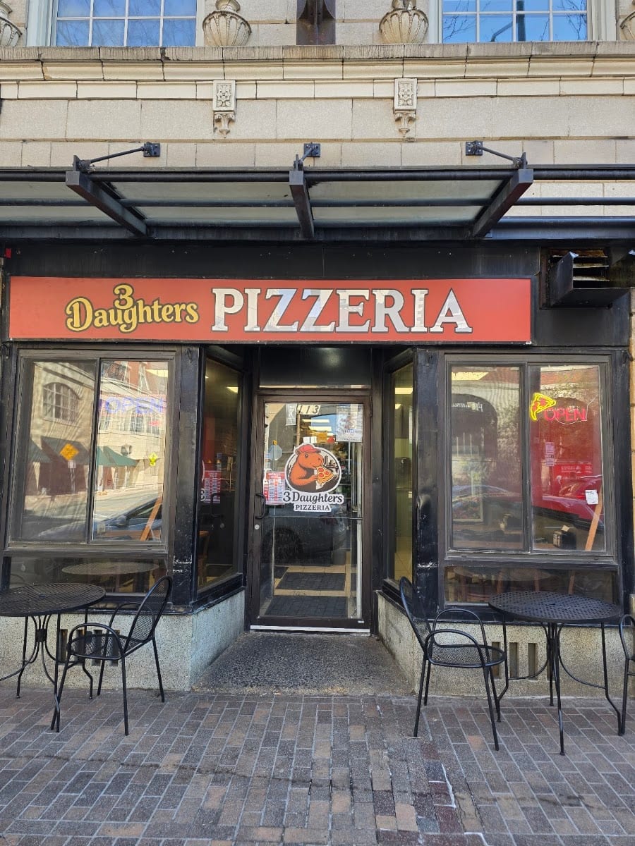 3 Daughters Pizzeria