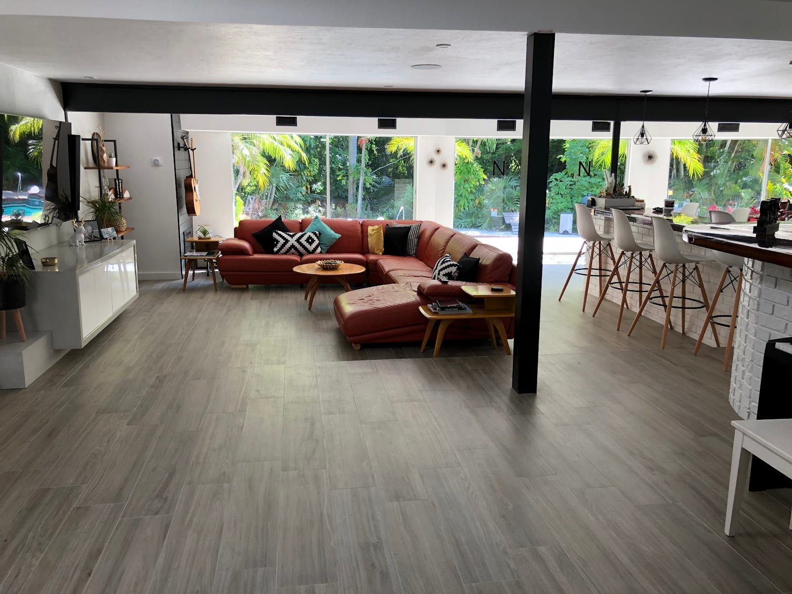 Floors & Walls Of Distinction