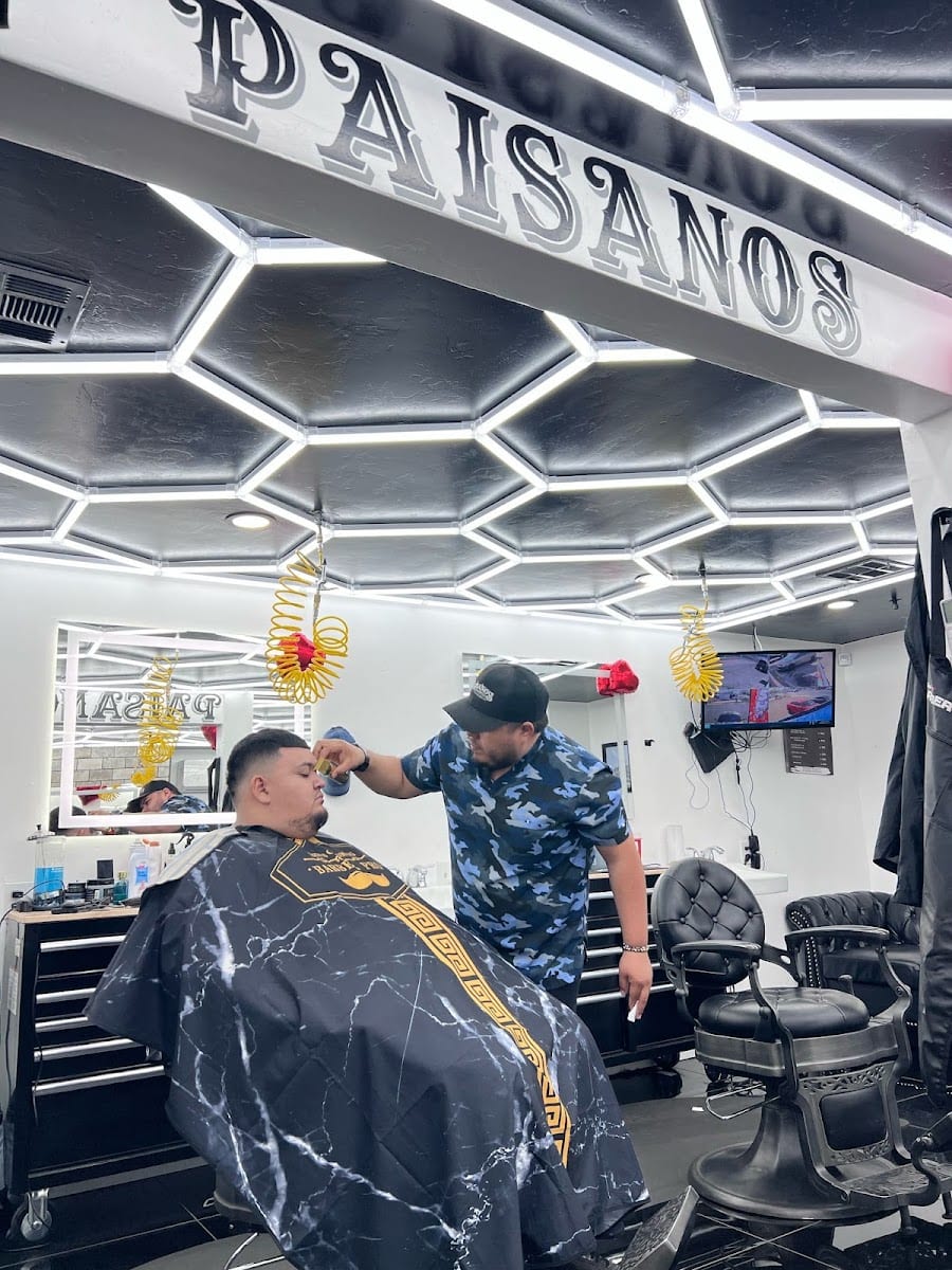 Paisanos Barber Parlor, photo 4