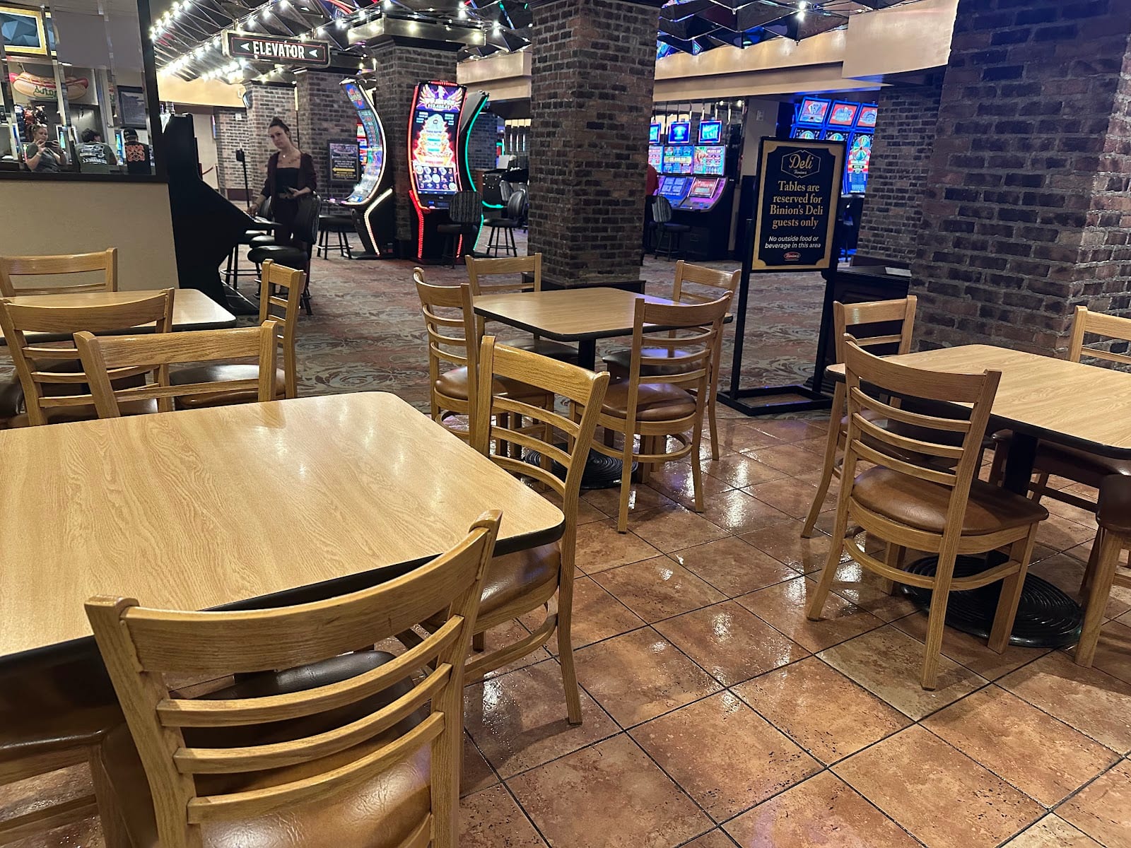 Binion's Deli, photo 3