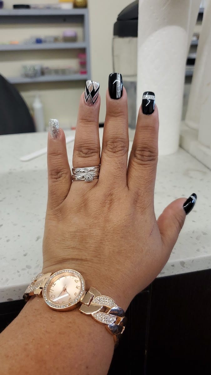 Nails For You