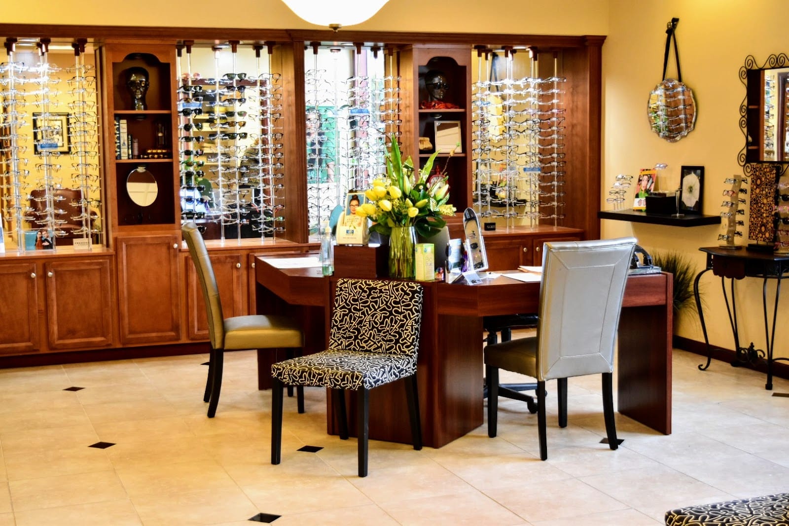 VanVision Eyecare Center