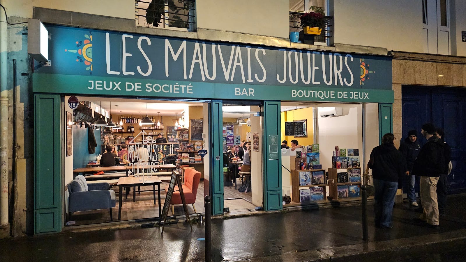 Les Mauvais Joueurs Bastille, bar à jeux Paris 11, photo 2