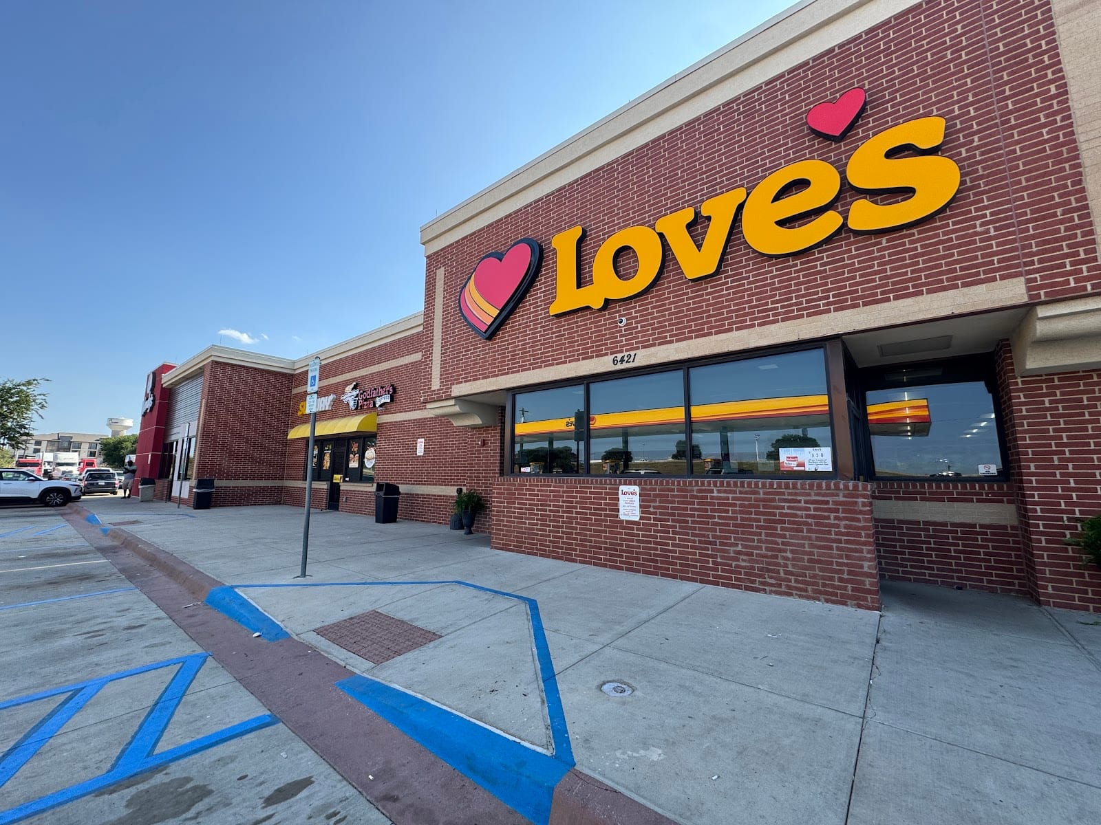 Love's Travel Stop, photo 2