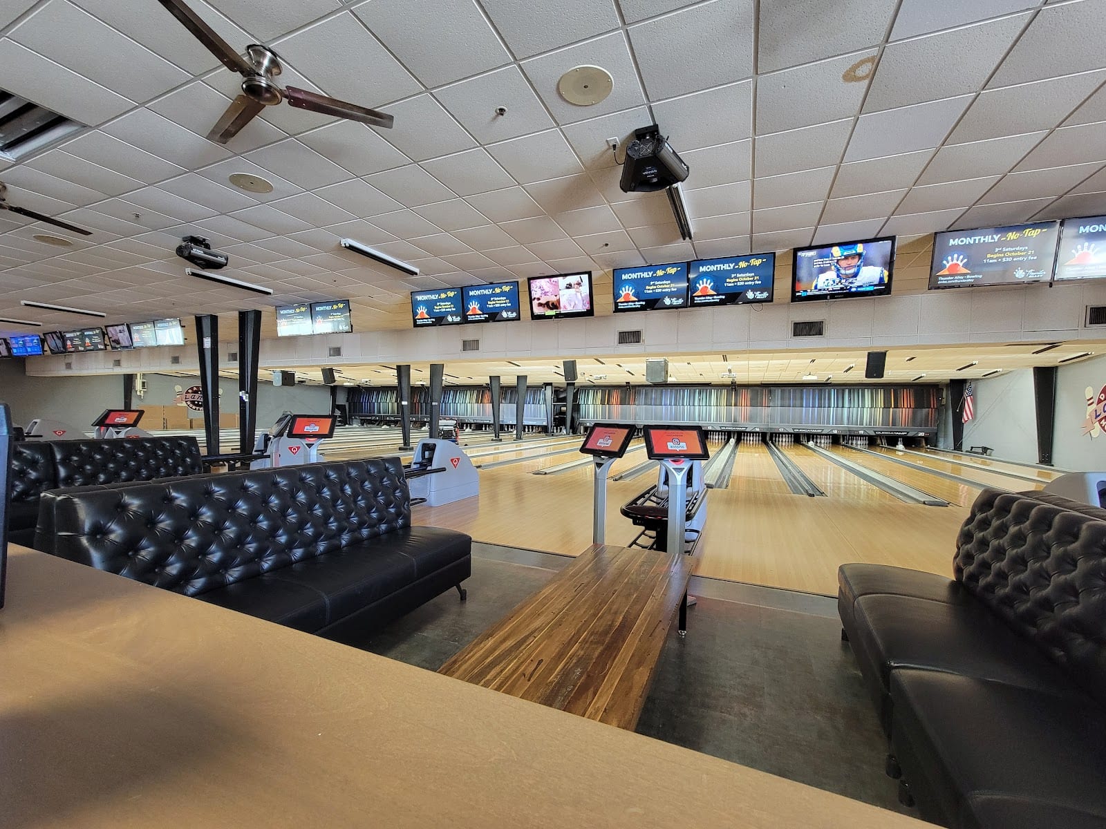 Davis-Monthan Lanes, photo 3