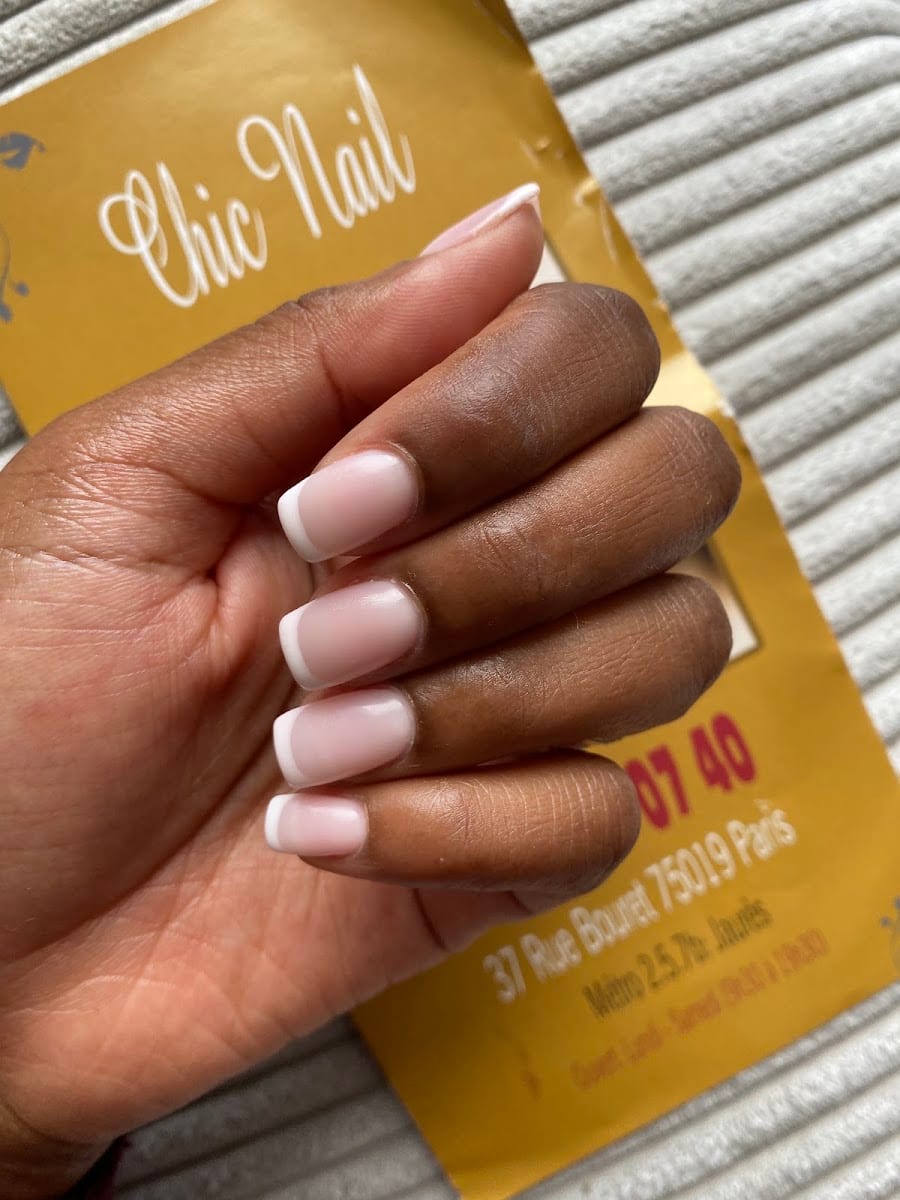 Chic nail