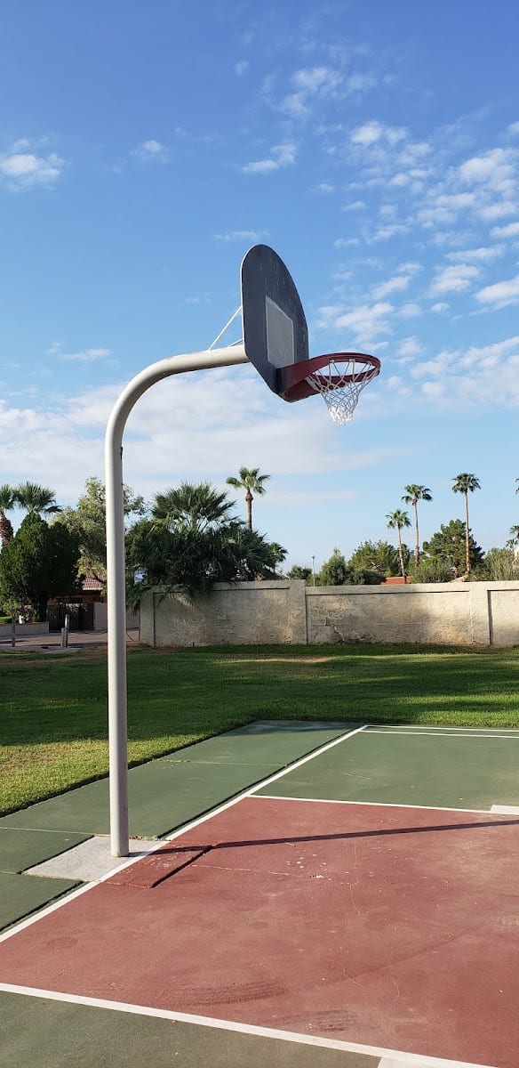 Shoshone Park Basketball Court, photo 2