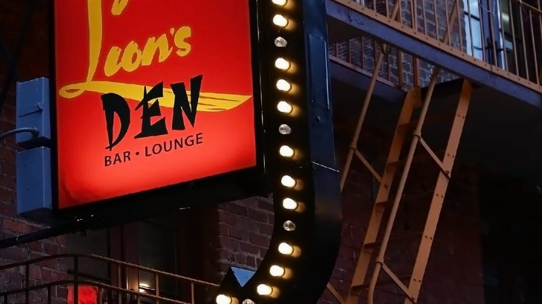 Lion's Den Lounge and Bar, photo 2