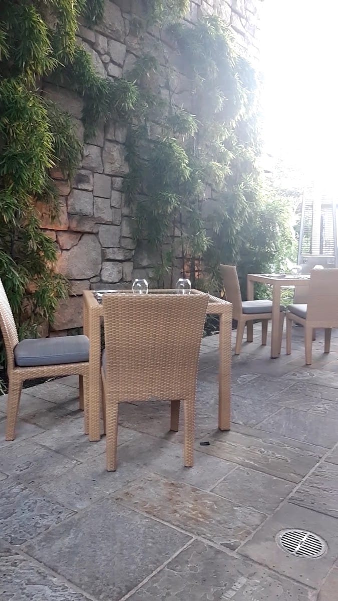 Lucy Restaurant & Bar, photo 3