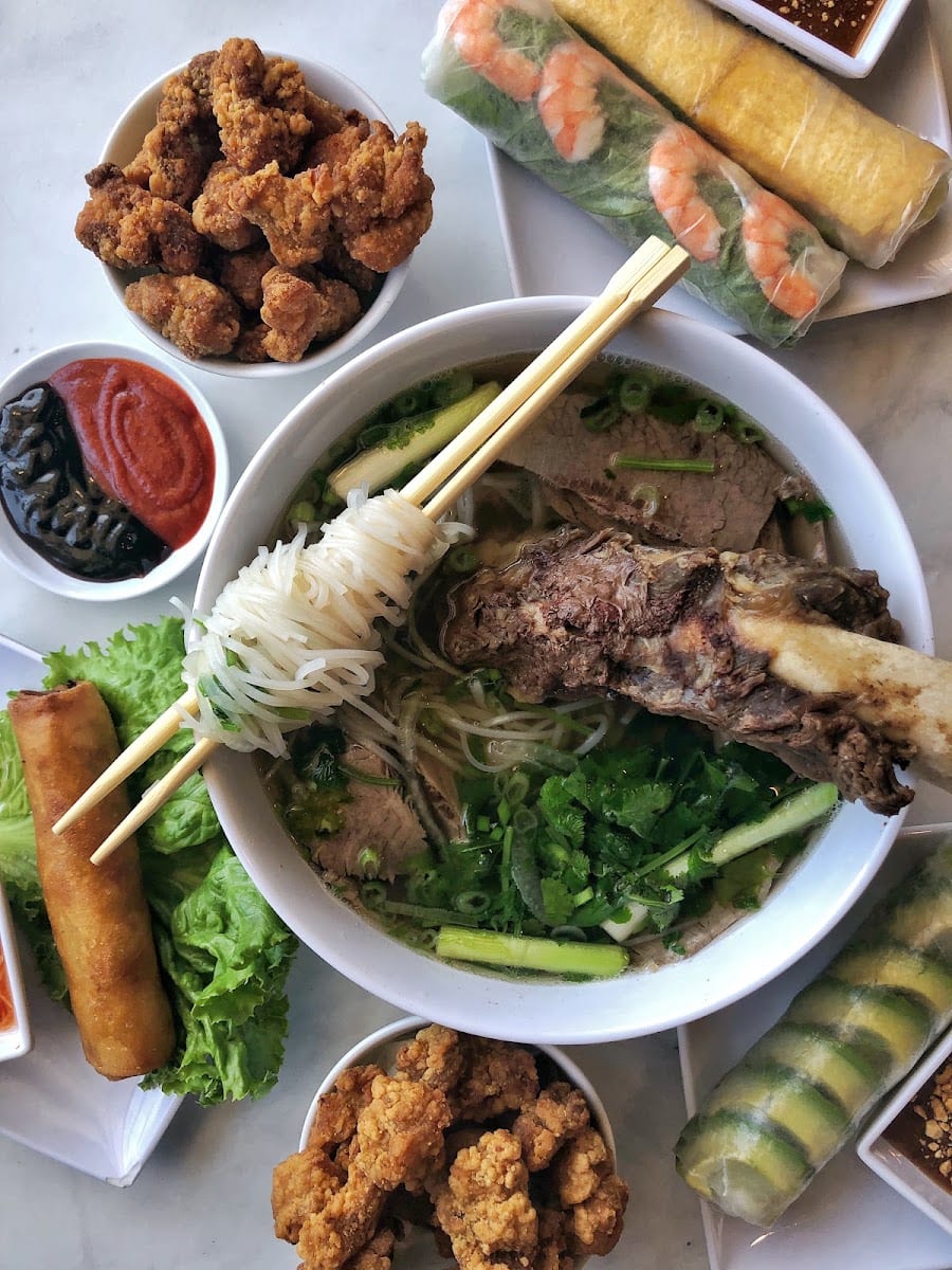 Pho Hoa Noodle Soup - Olympia (Capital Mall Dr.)