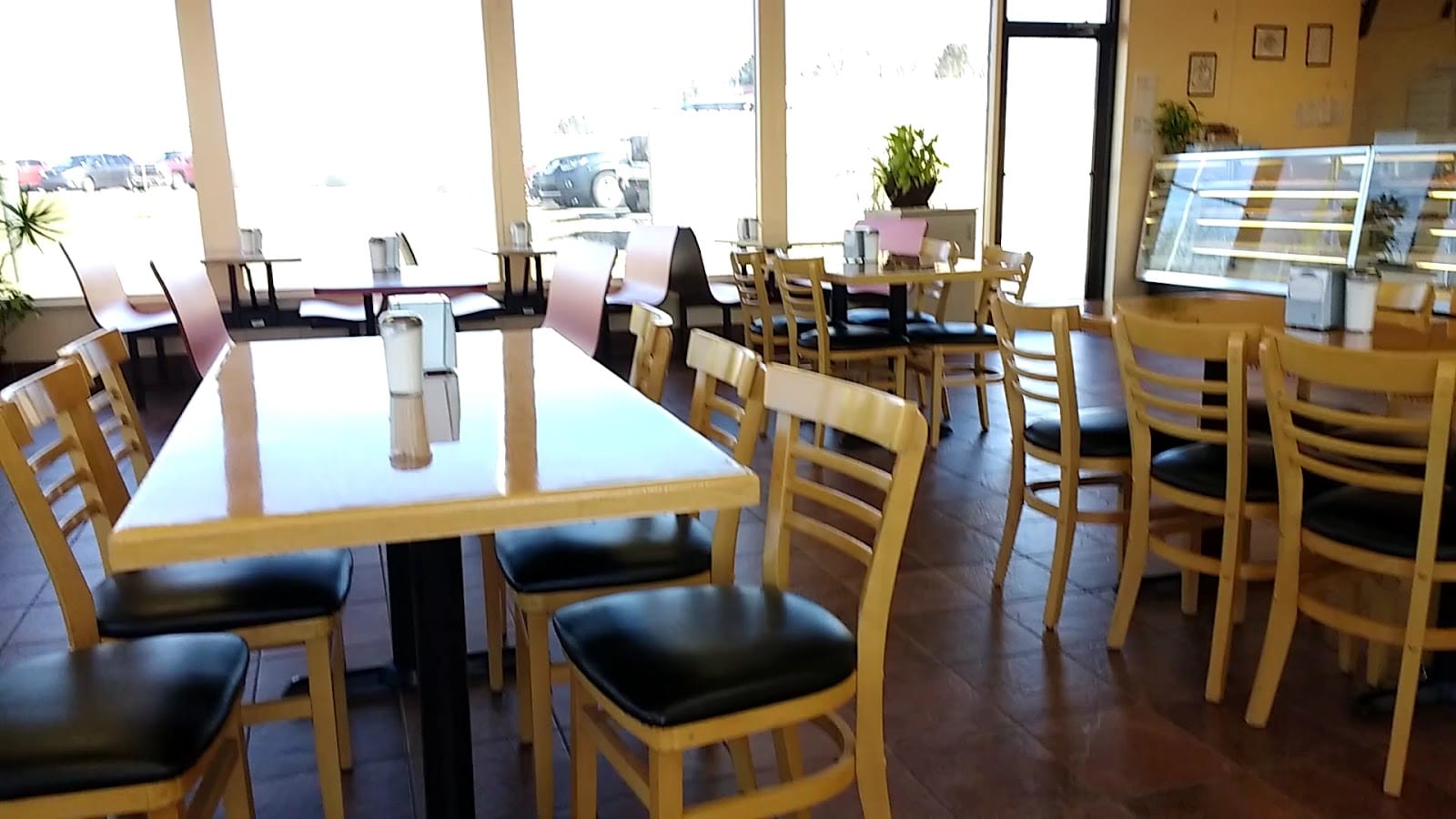 Coliseum Donuts, photo 3