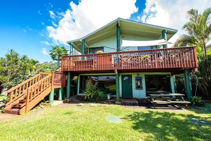 Backpackers Hawaii Vacation Inn and Hostel