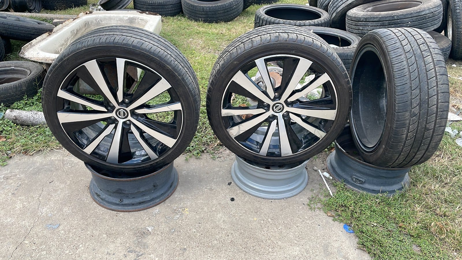 Ebenezer Tire Shop, photo 2