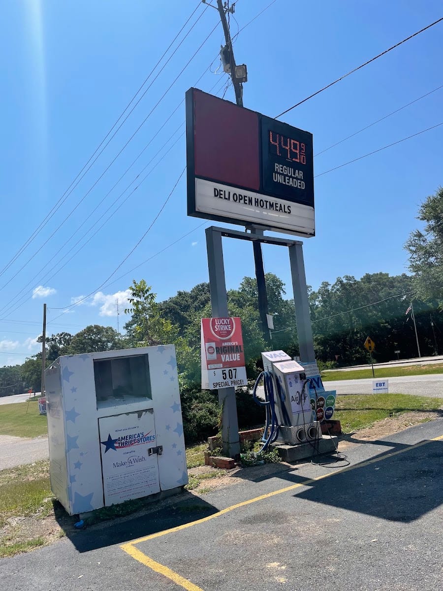 98 Express and Deli, photo 2