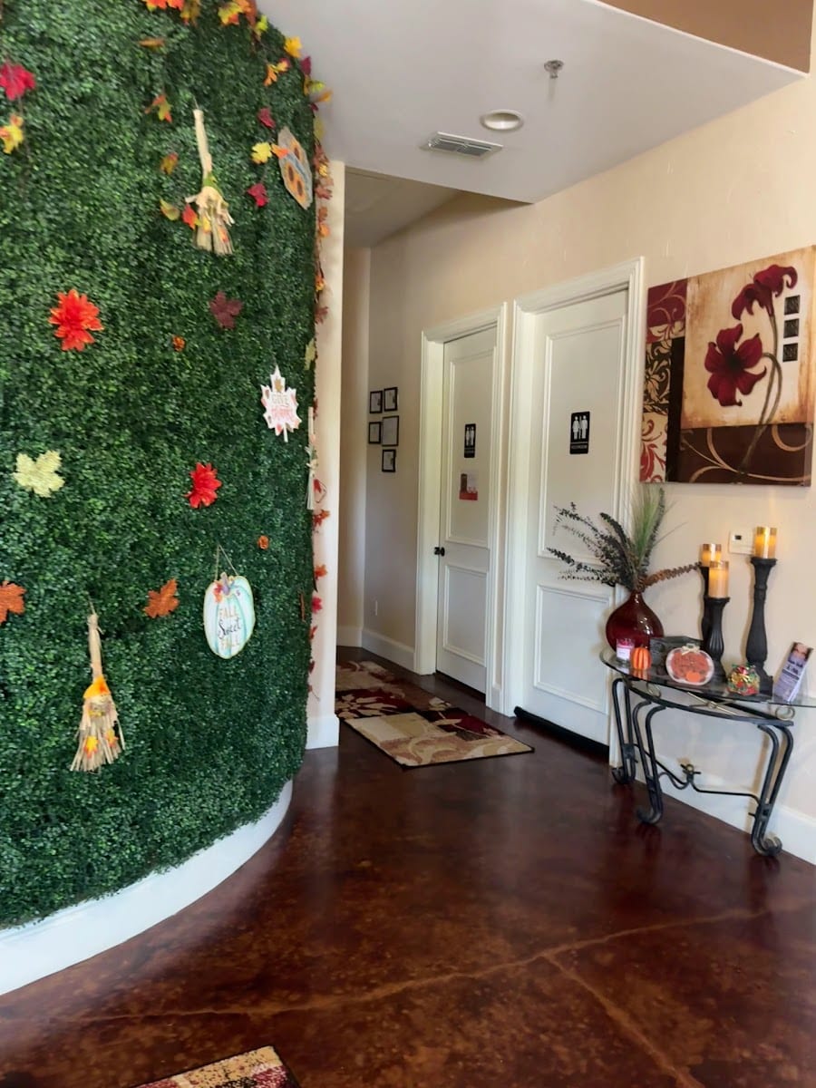 Essence Massage, photo 3